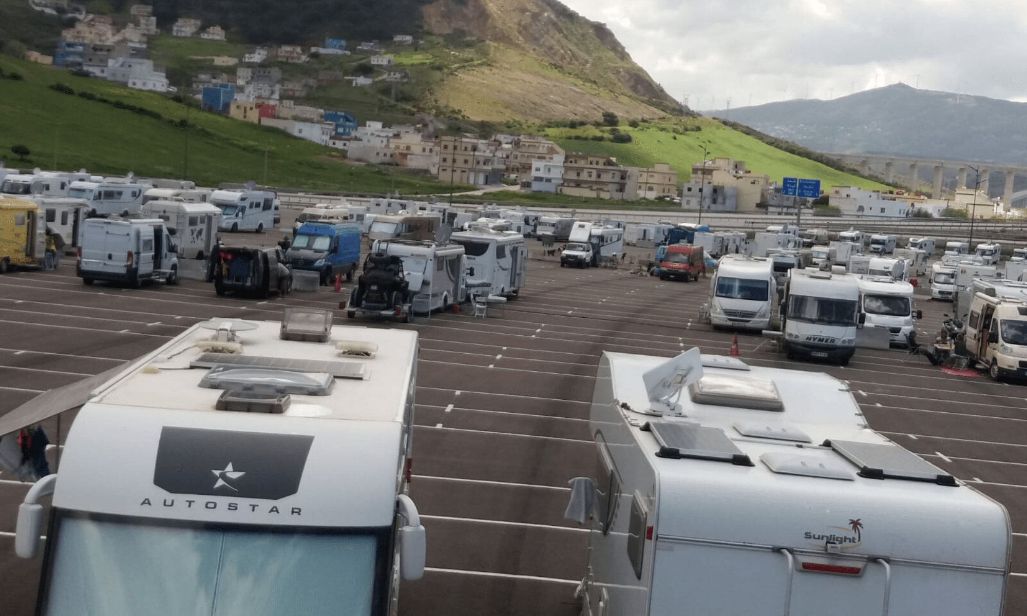 Retour des Français bloqués : quid des milliers de camping-cars au Maroc ?